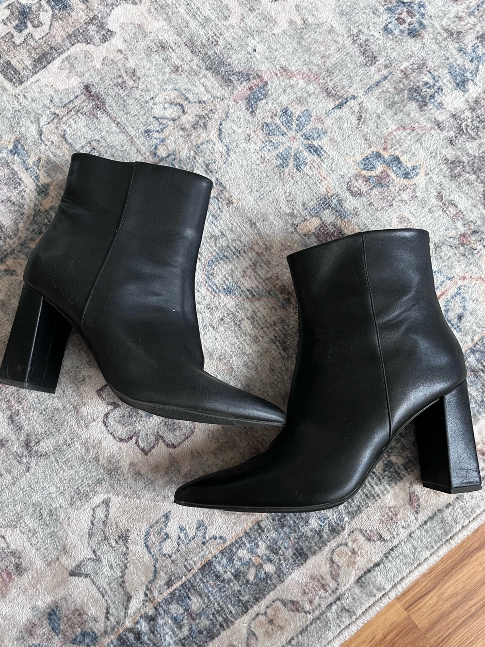 Black Women's Pointed Toe Block Heel Ankle Boots - Wild Pair